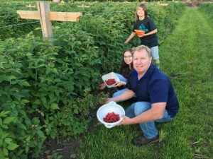 Raspberry Picking @ Happy Day Farm | Manalapan Township | New Jersey | United States